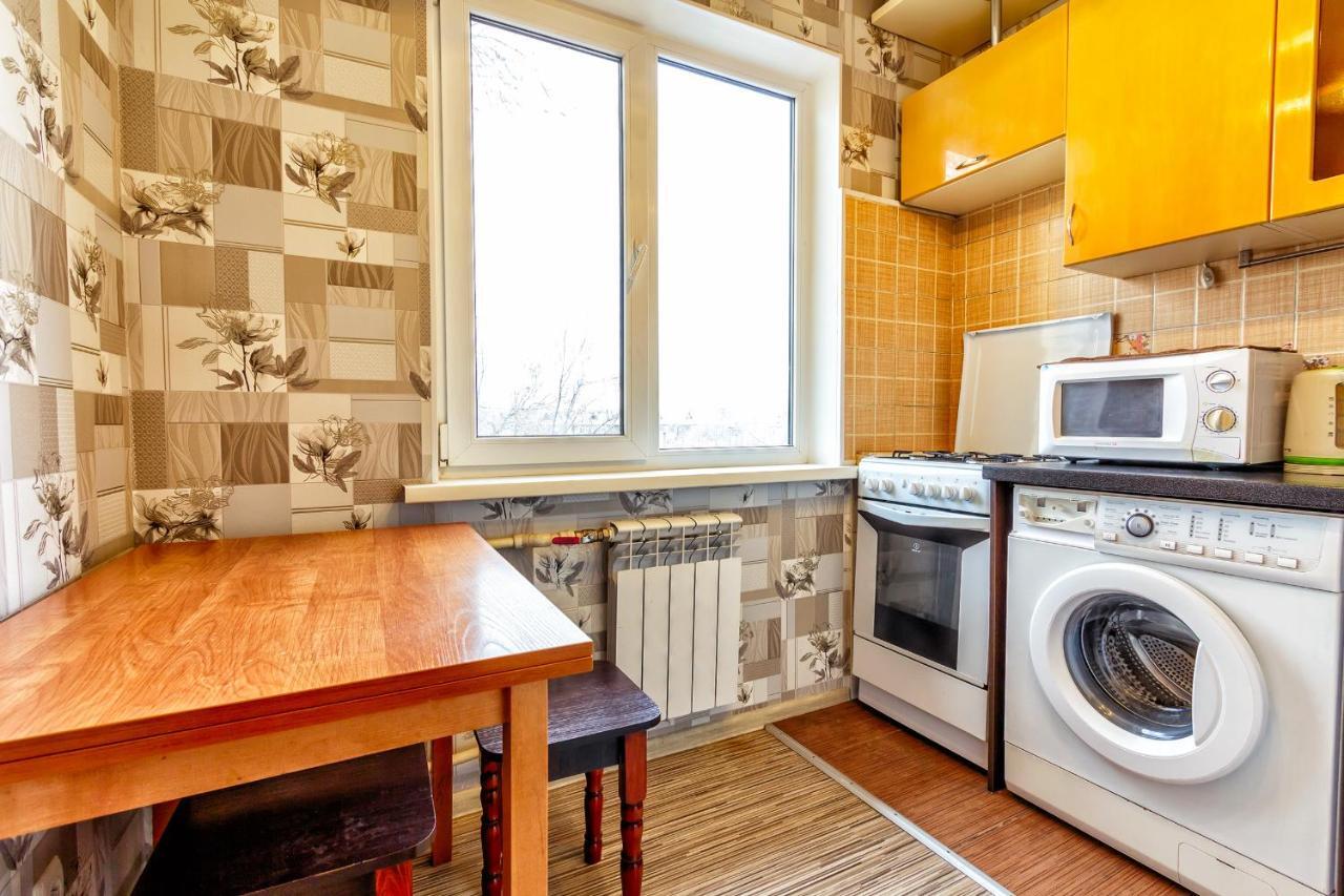 411 Lighthouse Apartments Arbat - Traveler'S Choice Алма Ата Екстериор снимка