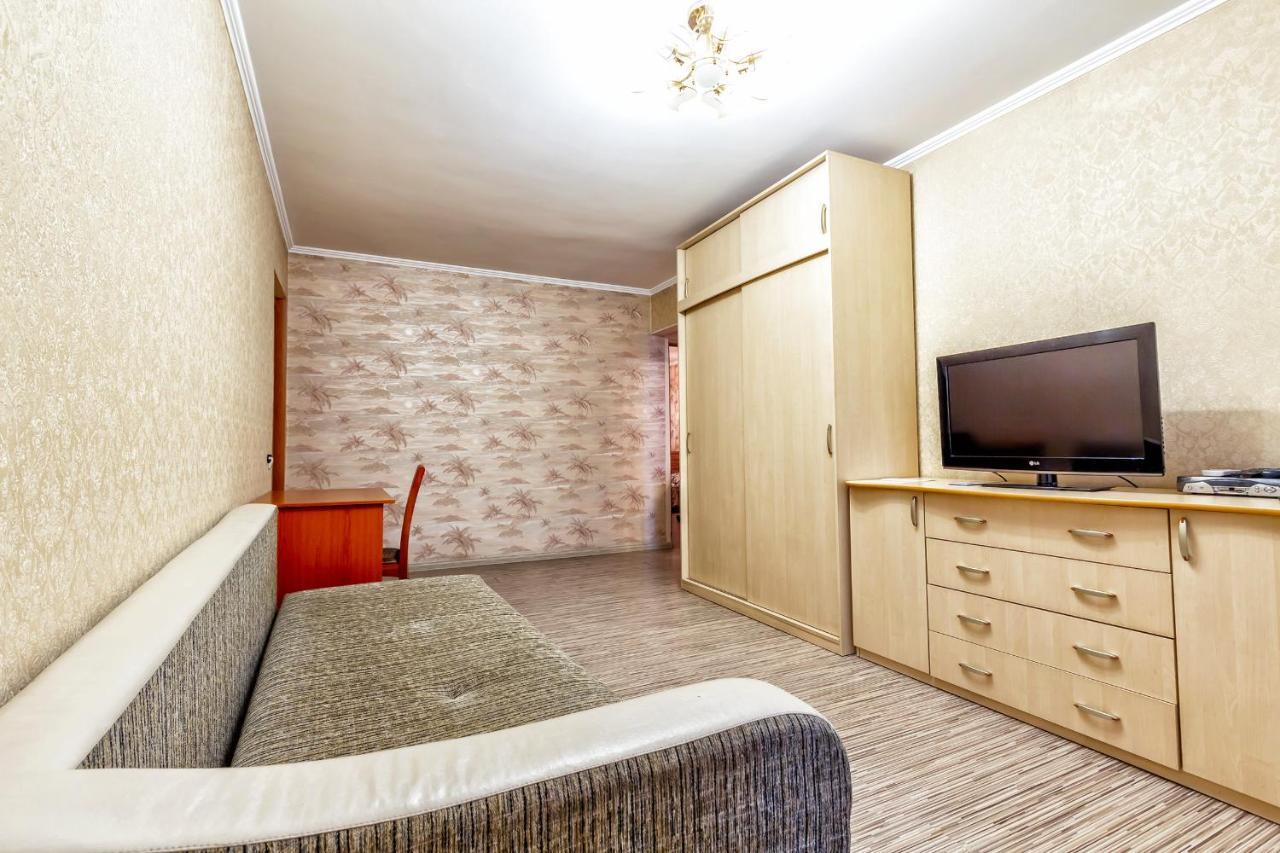 411 Lighthouse Apartments Arbat - Traveler'S Choice Алма Ата Екстериор снимка